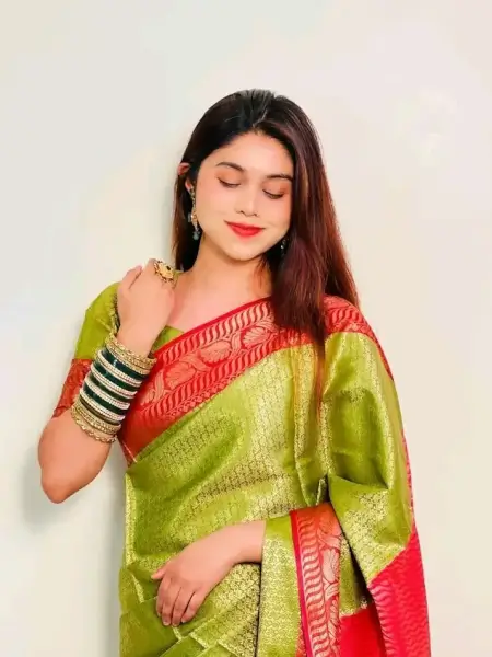 Kanjivaram Saree K0112 - Greenish Beige, Cadmium Red 1 Kanjivaram Saree K0112