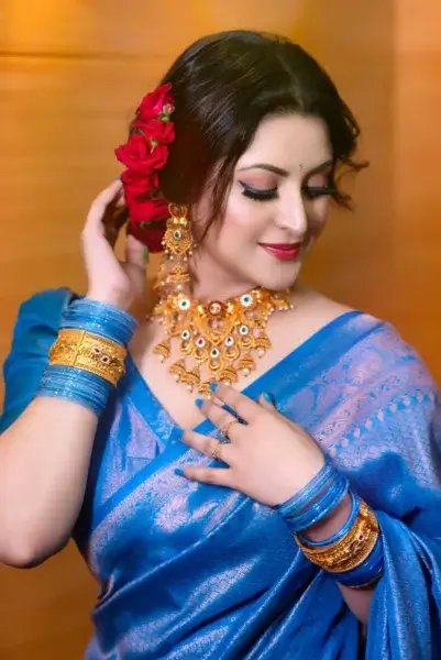 Buy Pori Moni Saree 1