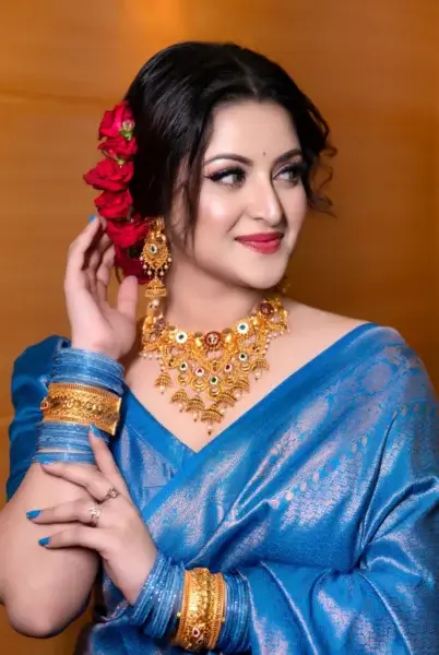 Buy Pori Moni Saree